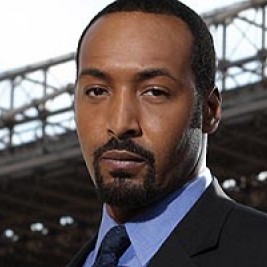 Jesse L. Martin